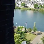 Apartmán In Einem Historischen Gebaeude Mit Balkon Und Blick Auf Mosel By Interhome Zell an der Mosel