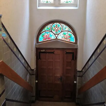 In Einem Historischen Gebaeude Mit Balkon Und Blick Auf Mosel By Interhome Apartmán