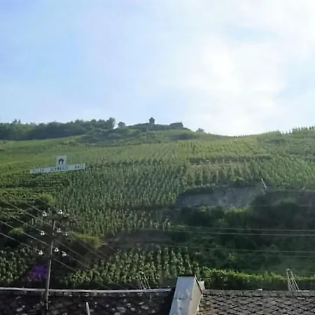 In Einem Historischen Gebaeude Mit Balkon Und Blick Auf Mosel By Interhome Apartmán