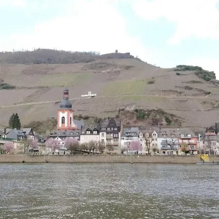 In Einem Historischen Gebaeude Mit Balkon Und Blick Auf Mosel By Interhome *