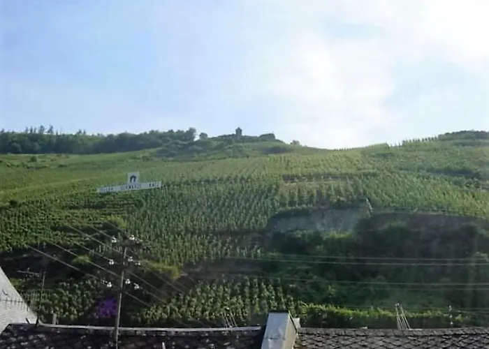 In Einem Historischen Gebaeude Mit Balkon Und Blick Auf Mosel By Interhome 公寓