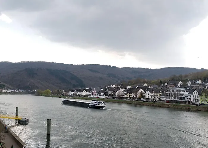 In Einem Historischen Gebaeude Mit Balkon Und Blick Auf Mosel By Interhome *