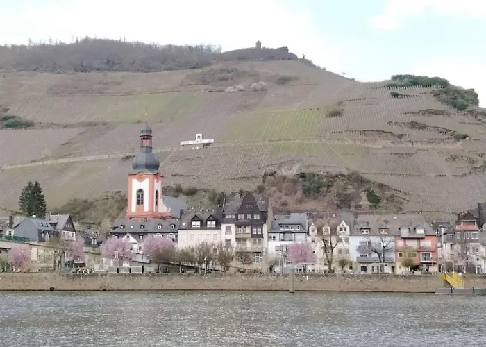 In Einem Historischen Gebaeude Mit Balkon Und Blick Auf Mosel By Interhome *